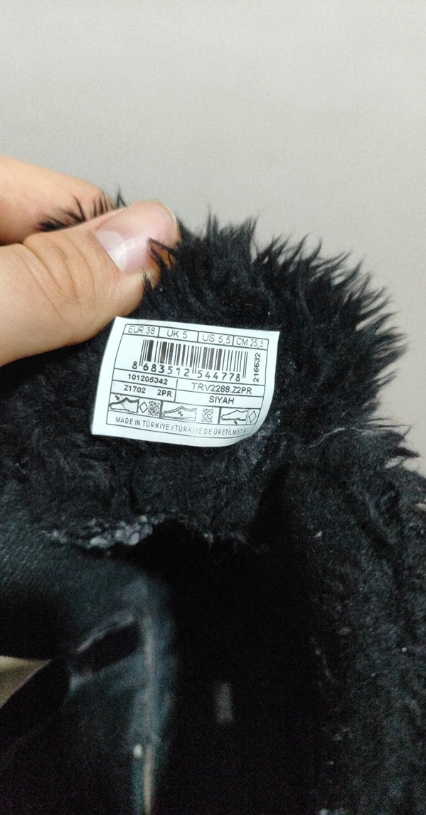 Siyah Deri Kürklü Kadın Dolgu Topuk Bot - Görsel 5