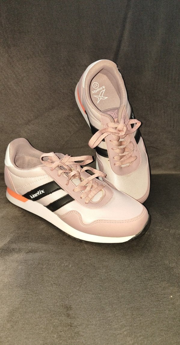 Hiç kullanılmamış Pembe Kadın Spor Ayakkabı 37 Numara. - Görsel 3