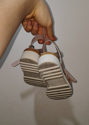 Pembe Dolgu Topuklu Kadın Sandalet - Görsel 2