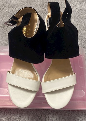 Renkli topuklu ayakkabı - Görsel 2