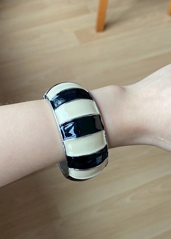 Kalın çizgili y2k bileklik - Görsel 2