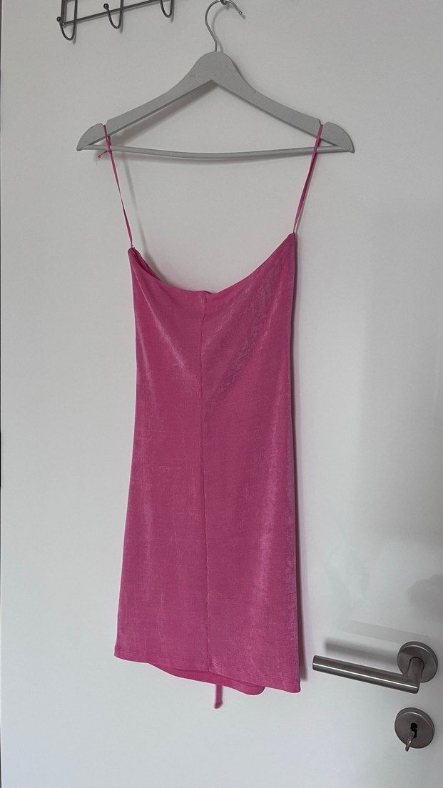 Parlak Pembe Straplez Yaka Mini Elbise - Görsel 3