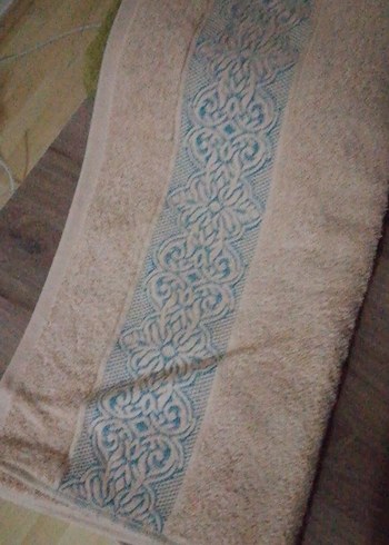 İşlemeli Desenli Yeşil Havlu 2 li - Görsel 2