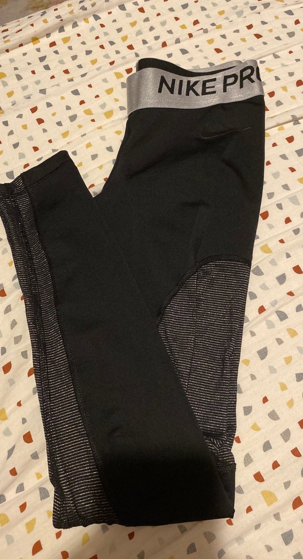 Siyah Nike Pro Midi Spor Tayt - Görsel 2