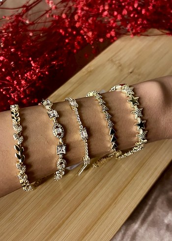 Zincir Detaylı Altın Renk Kadın Bileklik - Görsel 2