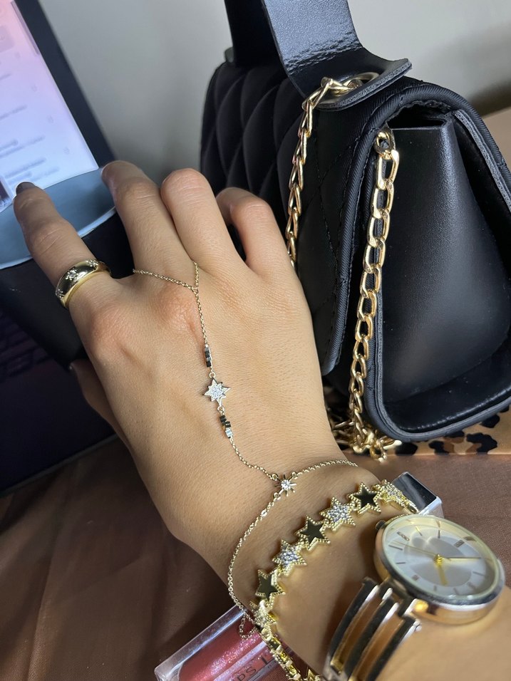 Parlak Altın Zincir Detaylı Kadın El Zinciri - Görsel 2