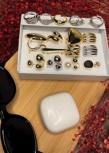 Kadın Altın Minimalist Yüzük Seti(İLAN AÇTIRINIZ) (ADET FİYATI) - Görsel 2