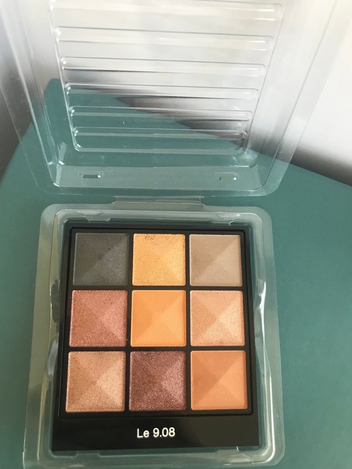Bej Tonlarında Göz Farı Paleti Le9.08 - Görsel 2