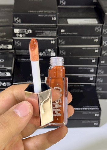 Fenty Beauty Krem Parlak Kahverengi Lip Gloss - Görsel 2