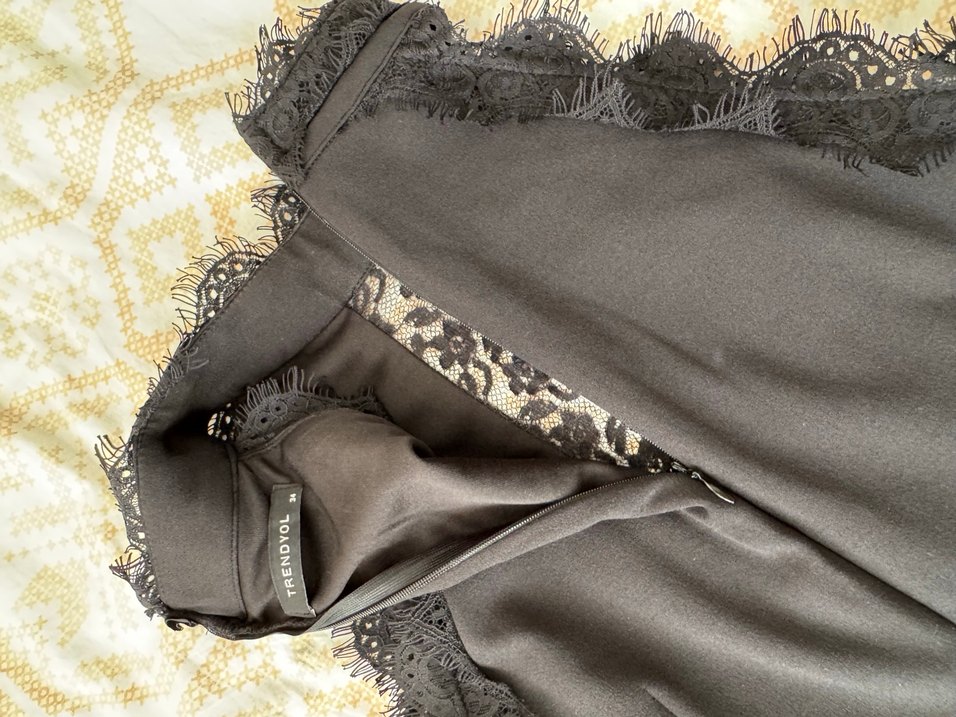 Siyah Dantel Uzun Gece Elbise - Görsel 4