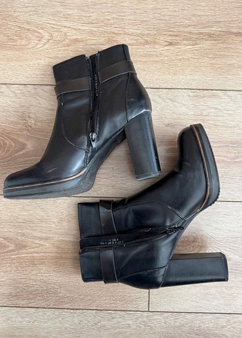 Catwalk Kalın Topuklu Kadın Bot - Görsel 3