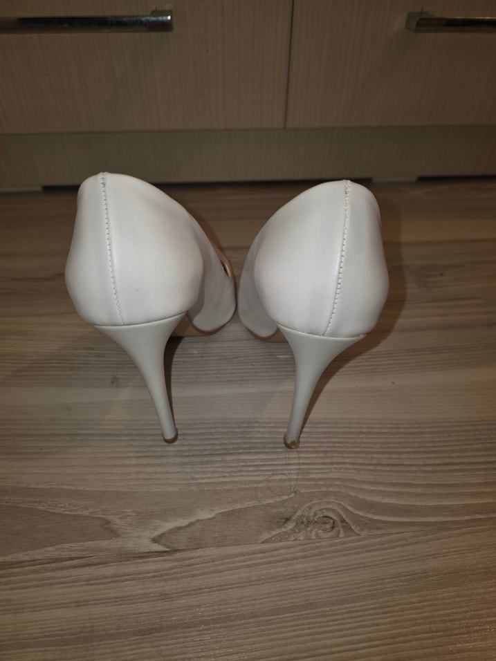 Beyaz Stiletto Kadın Topuklu Ayakkabı - Görsel 4