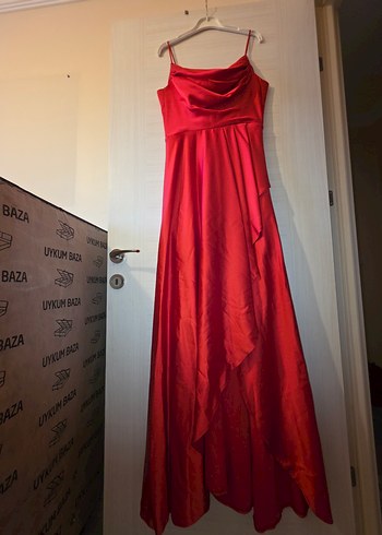 Kırmızı Drapeli Uzun Abiye Elbise - Görsel 3