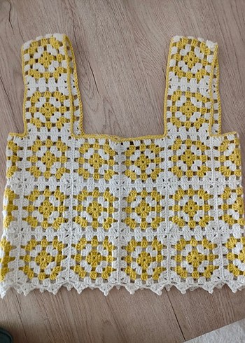 Sarı İşlemeli Dantel Örgü Mini Yelek - Görsel 2