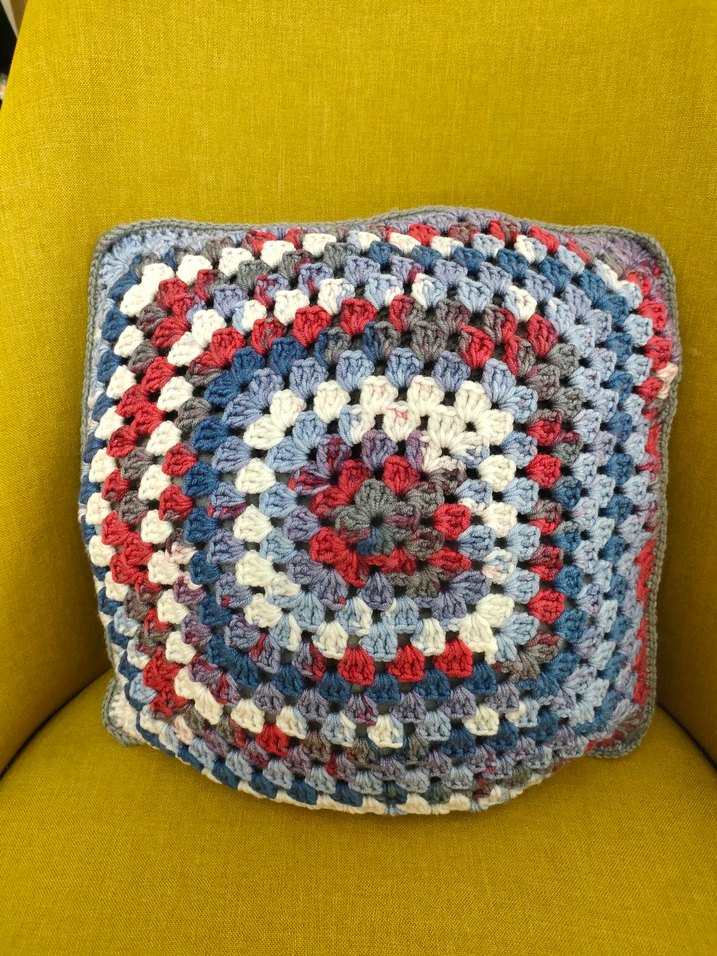 Bohem Çok Renkli Örgü Kırlent - Görsel 2