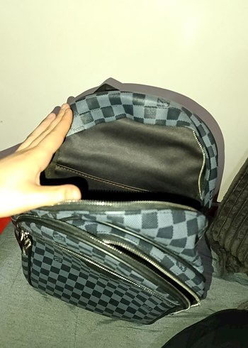 Kilitli Siyah Gri Kareli Deri Sırt Çantası - Görsel 3