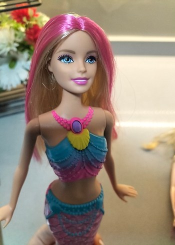 Orijinal ışıklı Deniz kızı Barbie - Görsel 5