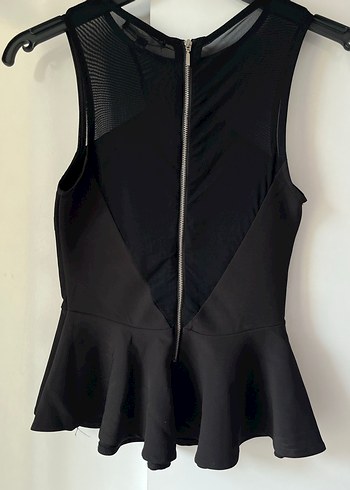 Siyah Kemerli Gotik V Yaka Bluz - Görsel 4