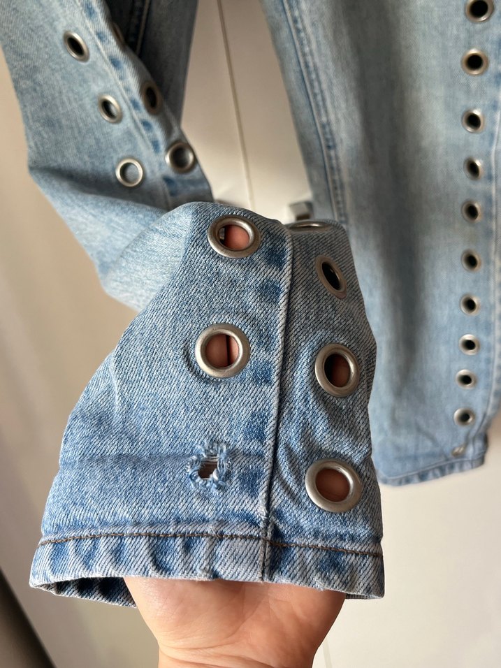 Düğmeli Mavi Rahat Kesim Kadın Kot Pantolon - Görsel 3