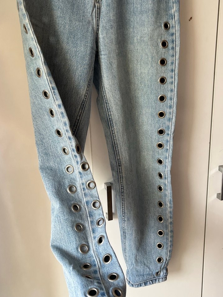 Düğmeli Mavi Rahat Kesim Kadın Kot Pantolon - Görsel 2