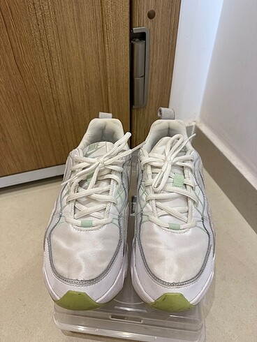 38 Beden Nike spor ayakkabı