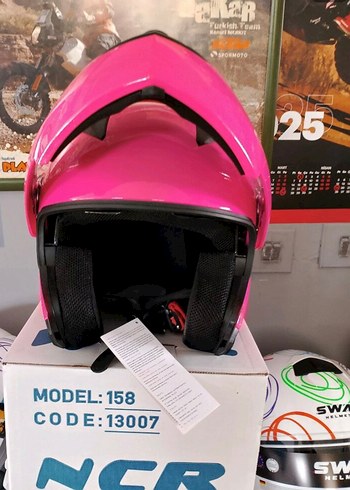 NCR Parlak Pembe Motosiklet Kaskı - Görsel 3