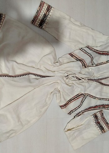 Zara TRF Koleksiyonu Boncuk 60 lar Californya Hippi tunik - Görsel 4