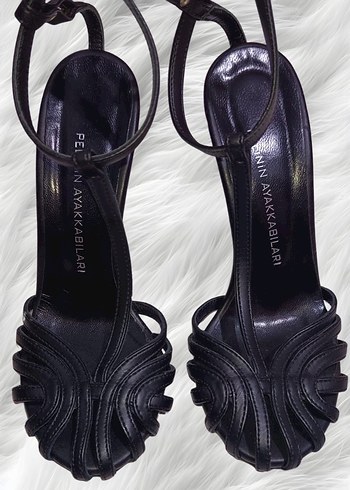 Pelinin ayakabıları Siyah Futiristik Topuklu Ayakkabı - Görsel 2