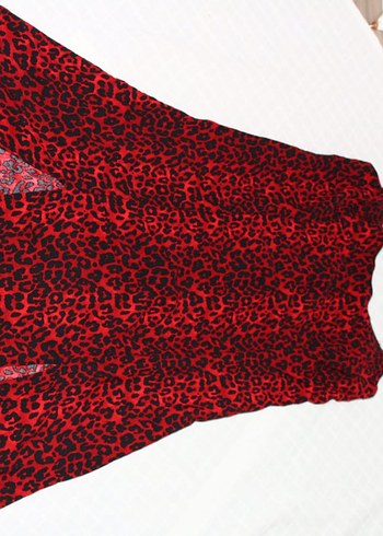 SUWEN Kırmızı Leopar Desenli Uzun Mini Elbise - Görsel 4