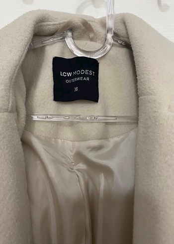 Bej Uzun Kadın Kaban Düğmeli - Görsel 2