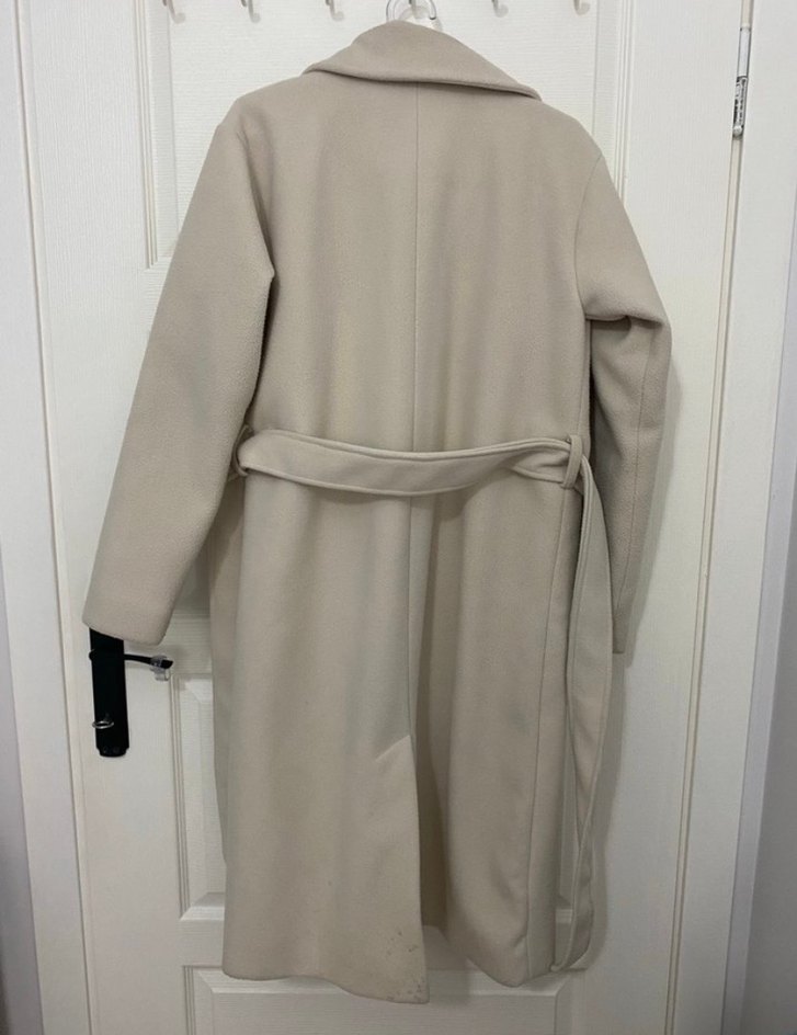 Bej Uzun Kadın Kaban Düğmeli - Görsel 3