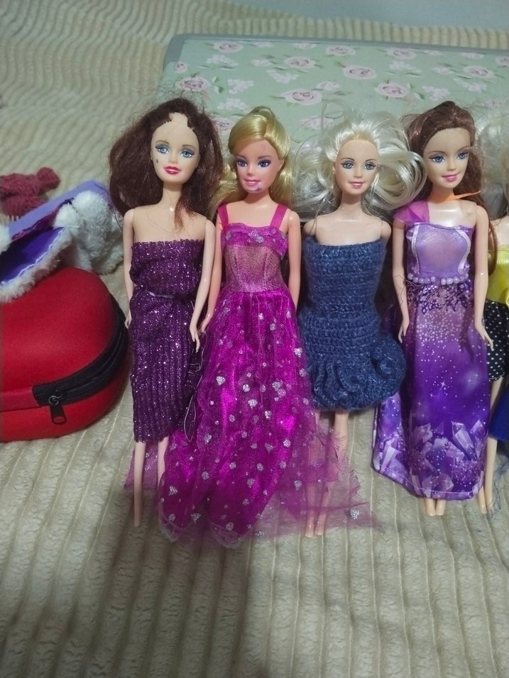 Renkli Elbiseli Bebek Seti - Görsel 2