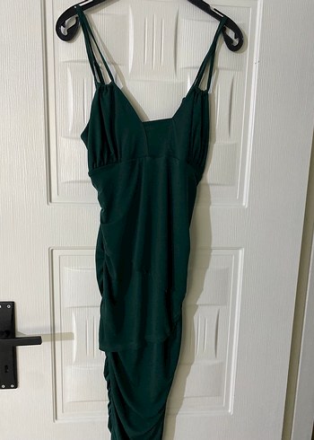 Yeşil Drapeli İnce Askılı Uzun Elbise zara degil marka temsili - Görsel 2