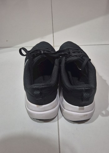 Nike Siyah Spor ve Günlük Koşu Ayakkabısı - Görsel 2