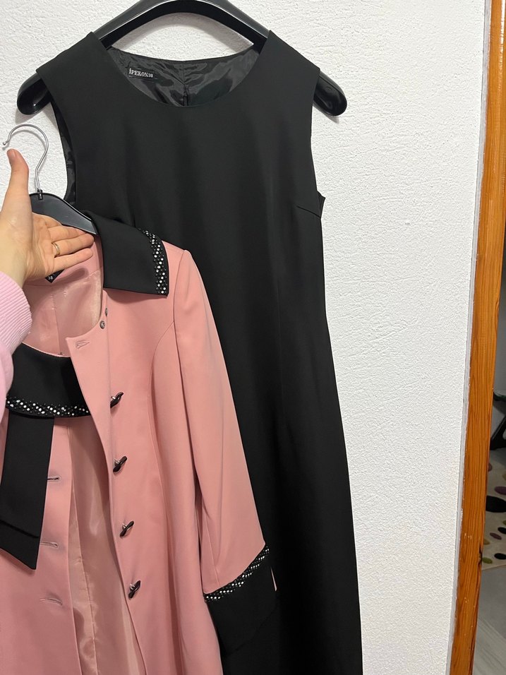 Pembe Nakışlı Uzun Kadın Kaban - Görsel 3