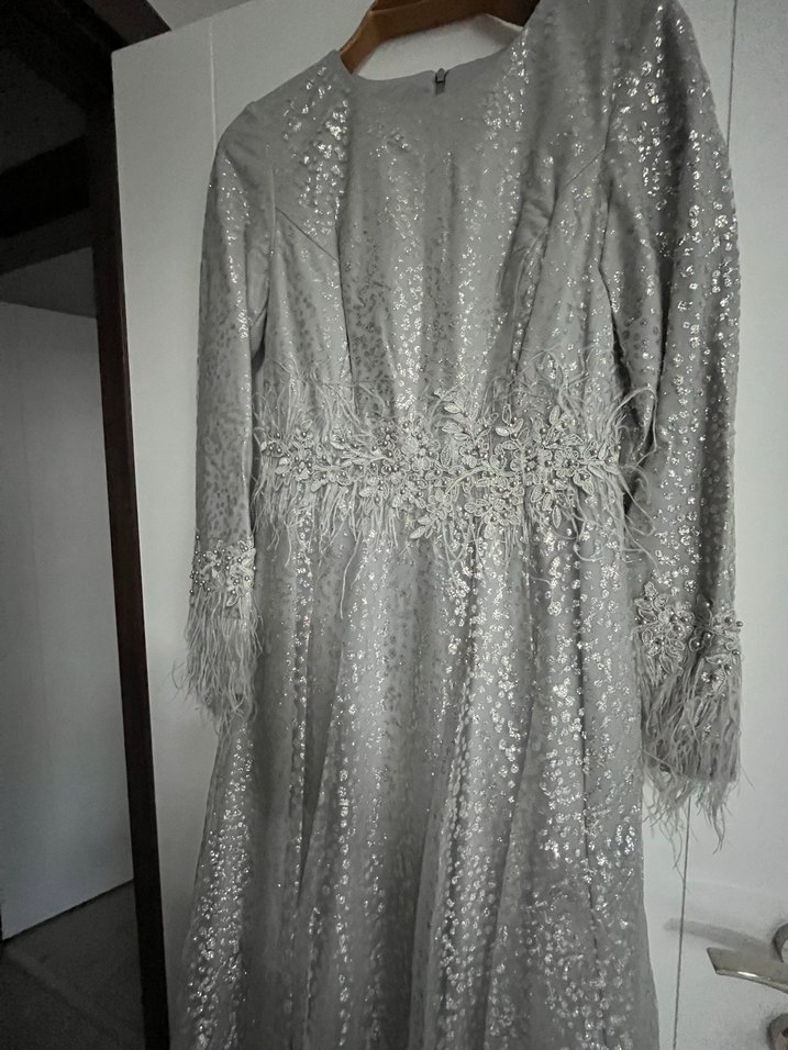 Uzun Kollu Bohem Gri Nakışlı Elbise - Görsel 2