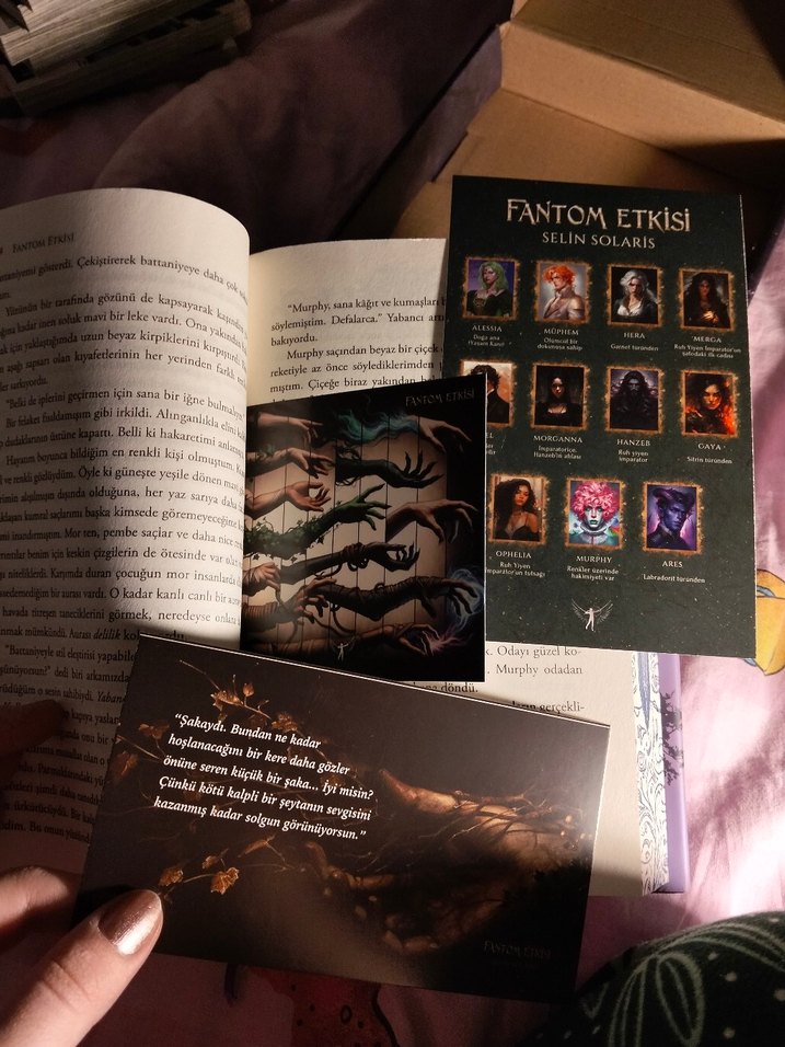 Fantom Etkisi imzalı kutu - Selin Solaris Roman - Görsel 3