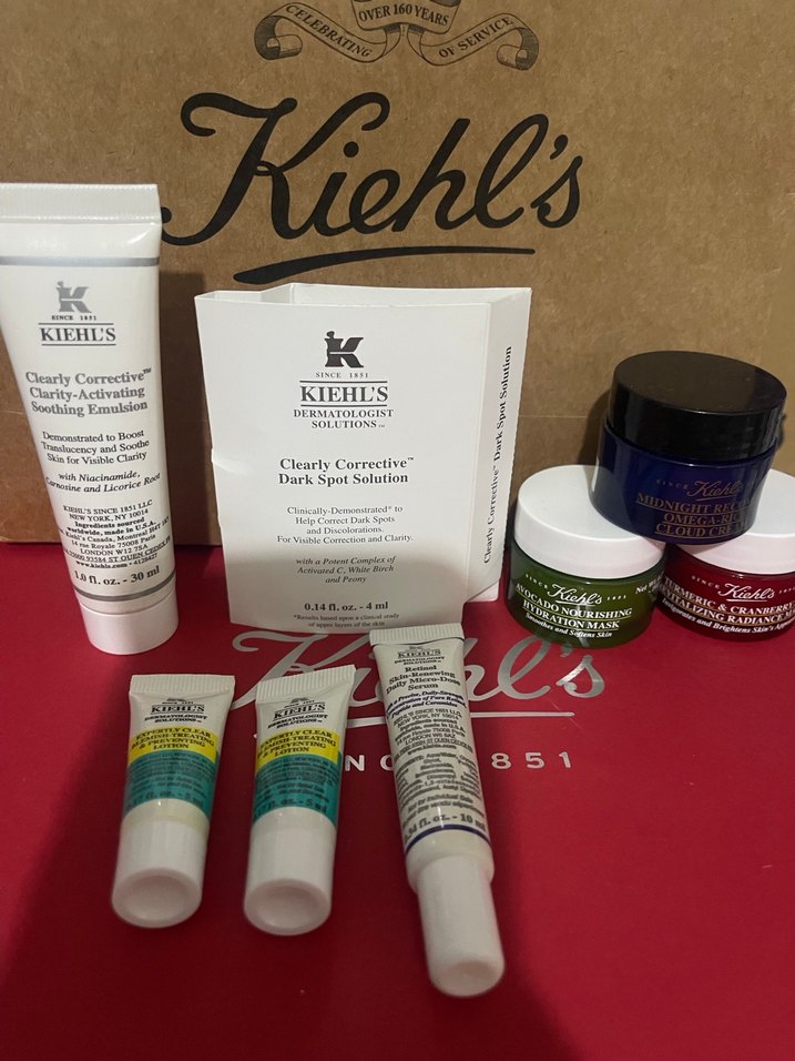 Kiehl's kadın Cilt Bakım Seti - Görsel 2