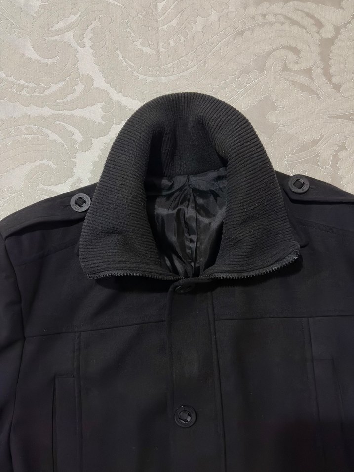 Düğmeli ve Fermuarlı Erkek Kaşe Kaban - Görsel 4