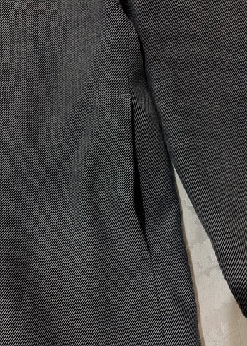 Erkek Gri Uzun Düğmeli Kaban - Görsel 4