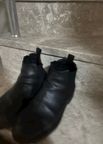 Siyah Deri Kadın Bot, Tokalı, Kalın Topuklu - Görsel 2