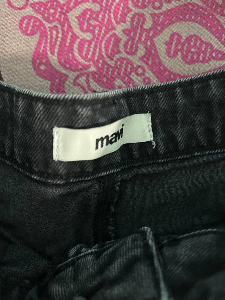 Siyah Mini Denim Şort - Görsel 2