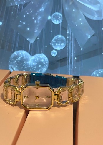 Swarovski model muadil şık kadın saat - Görsel 2