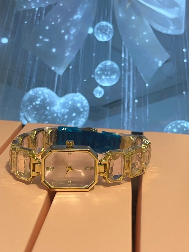 Swarovski model muadil şık kadın saat - Görsel 2