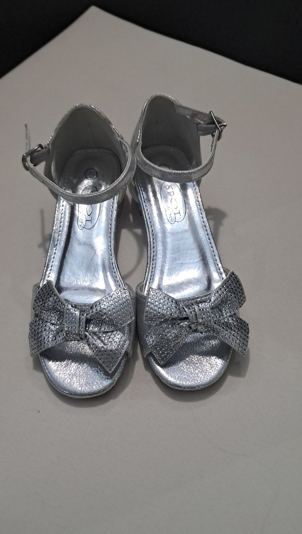 Kız Çocuk Gri Metalik Yılan Desenli Tokalı Ayakkabı sport uni - Görsel 4