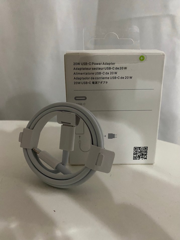 Apple şarj aleti - Görsel 3