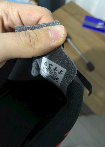 Kırmızı Siyah Bağcıklı Erkek krampon - Görsel 6