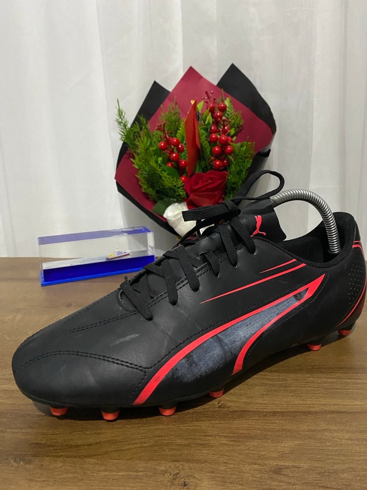 Kırmızı Siyah Bağcıklı Erkek krampon - Görsel 2