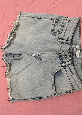 Mavi Mini Kot Şort Düğmeli Detaylı - Görsel 3