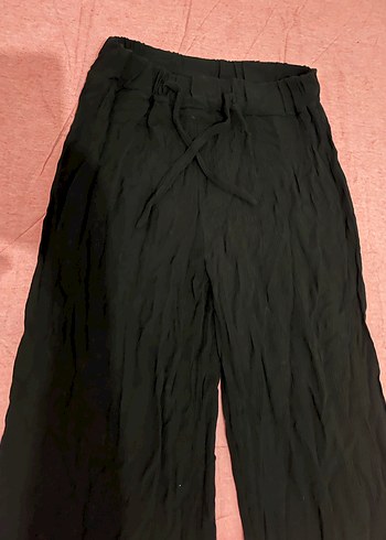 Kadın Siyah Keten Pilili Bol Pantolon - Görsel 2